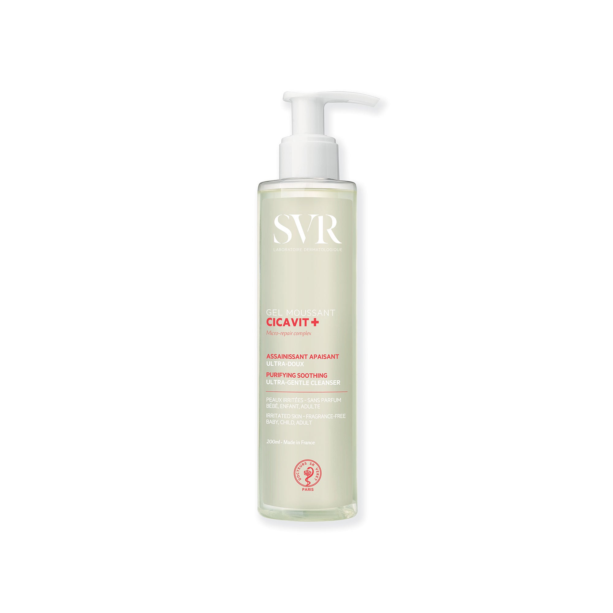 Flacon pompe transparent de 200ml de gel moussant SVR Cicavit+ pour peaux irritées, étiquette vert pâle et texte rouge.
