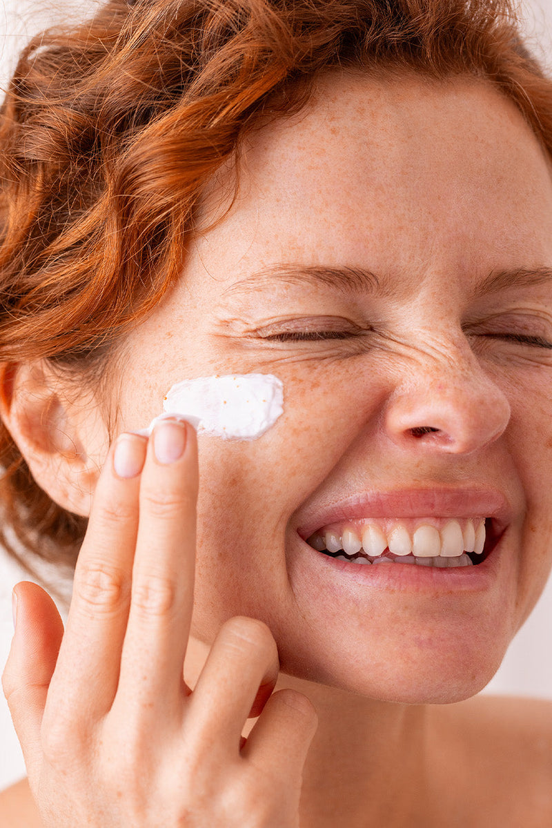 Bien vieillir grâce aux cosmétiques formulés avec des actifs de choc